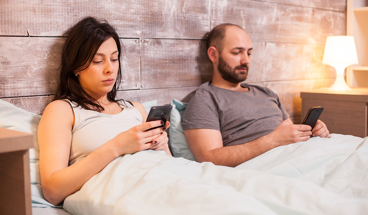 4 أسباب خفية تجعل الزوجين التعيسين يستمران معاً